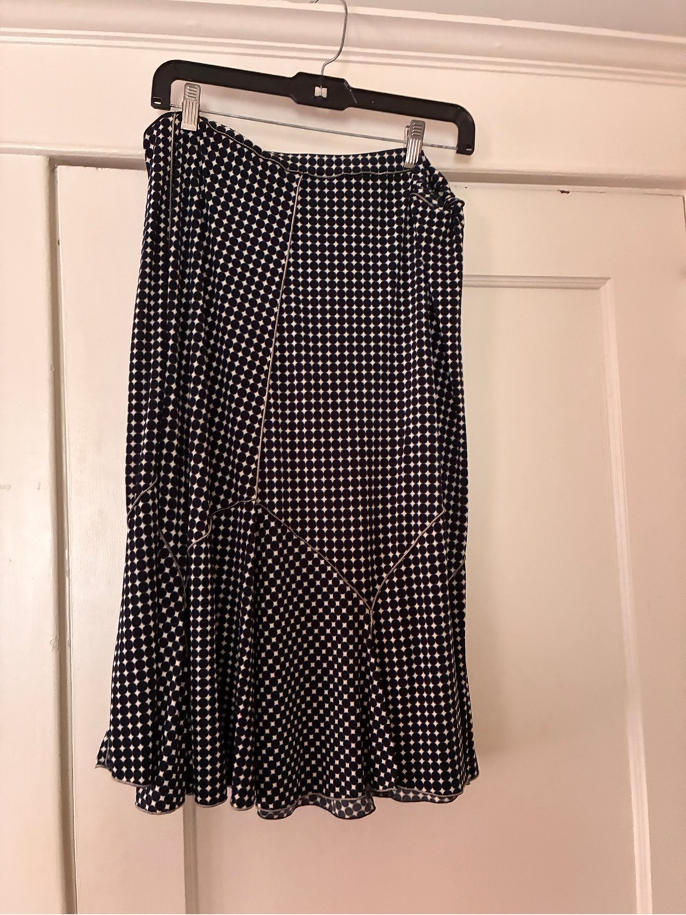 Women's Navy and White Geometric Print knee length Skirt